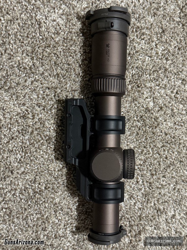 Vortex Razor HD Gen III 1-10 w/ Scalarworks Mount and Covers