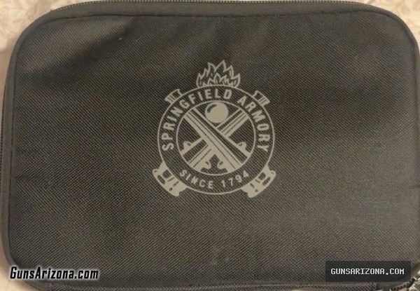 Springfield XD 10mm case and mag