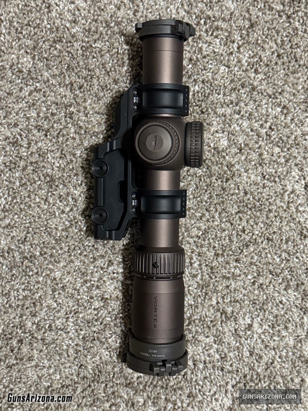 Vortex Razor HD Gen III 1-10 w/ Scalarworks Mount and Covers