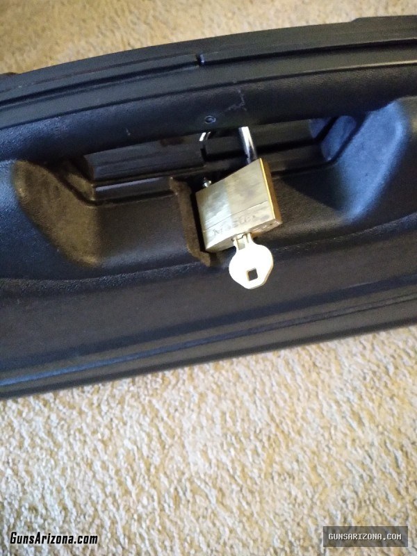 Plano Protector Series Model 1502 Rifle / Shotgun Case 51 Inches Long w/ Lock