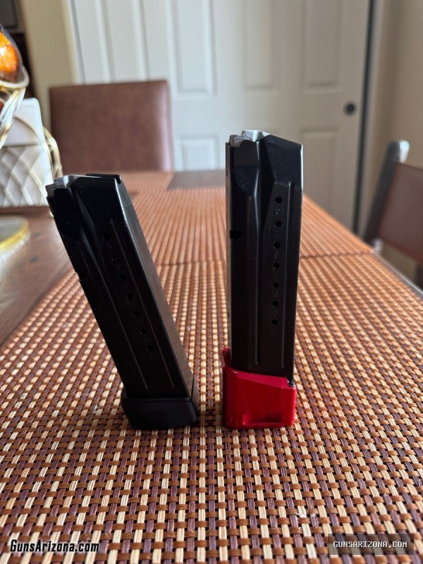 OEM S&W M&P M2.0 Competitor 9mm 17 Round Magazine + 140mm Mag Extensions (Barley Used)