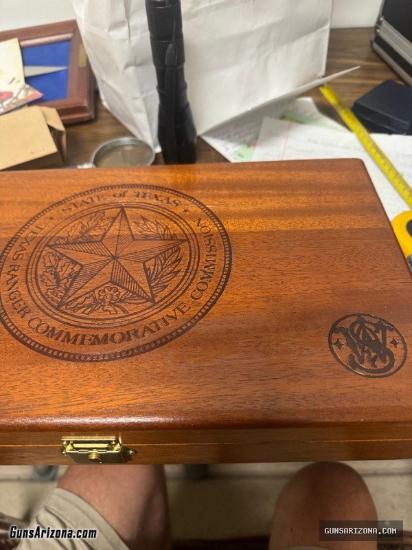 Smith & Wesson Texas Rangers model 19–3