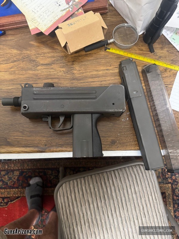 Mac 10