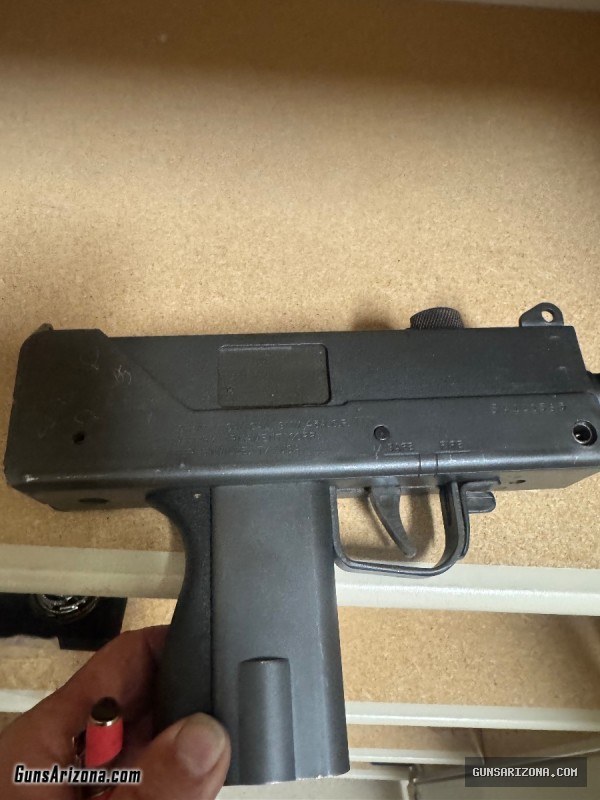 Mac 10