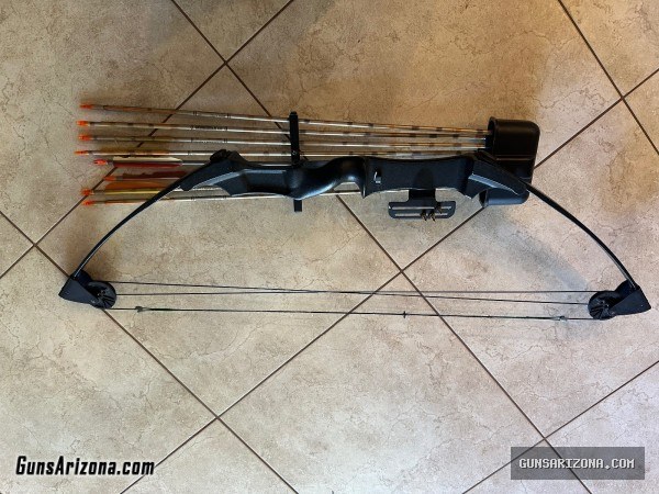 Bear compound bow, black mag model