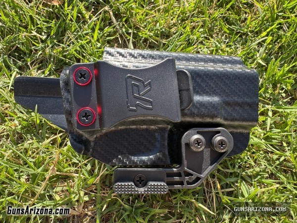 Glock 19 Rounded RH AIWB Holster Carbon Fiber w/Red Hardware