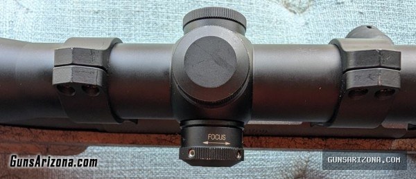 Leupold VX-III 4.5-14 Long Range Scope, Side Focus, Varmint Hunter Reticle. 30mm tube w/sun shade.