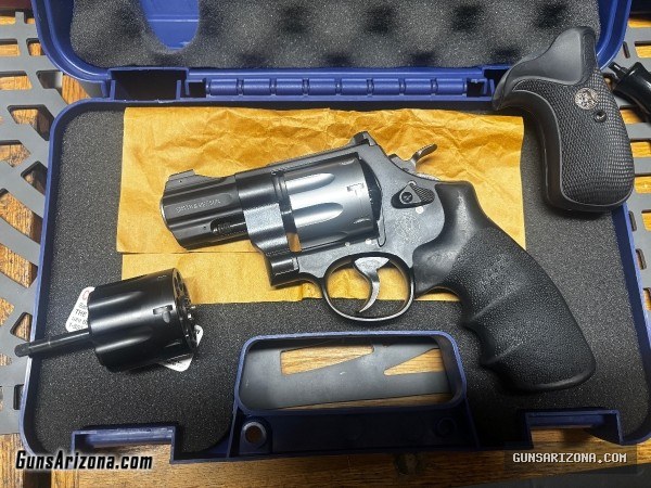 S&W 327 nightguard