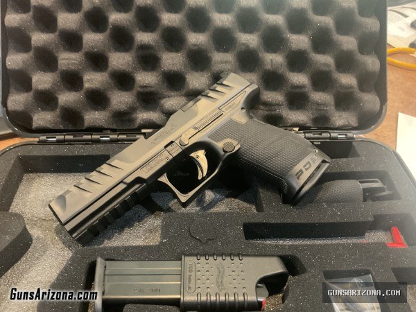 Walther PDP Compact 5 inch barrel. Optics Ready. 9mm