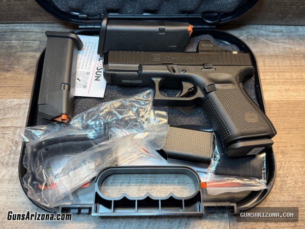 Glock 19 GEN5 MOS + Holosun SCS optic... LIKE NEW!