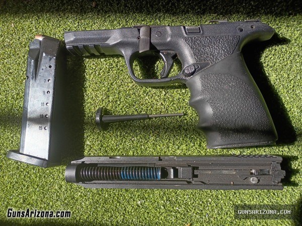 M P 40 Smith & Wesson